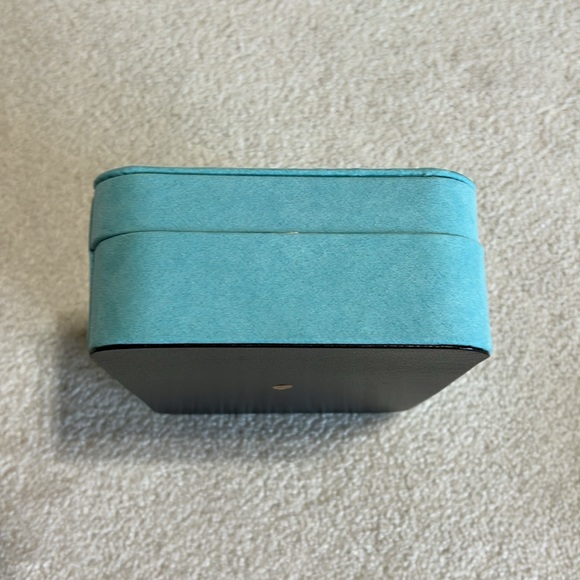 MELE & Co. Jewelry box NWT - Picture 7 of 9